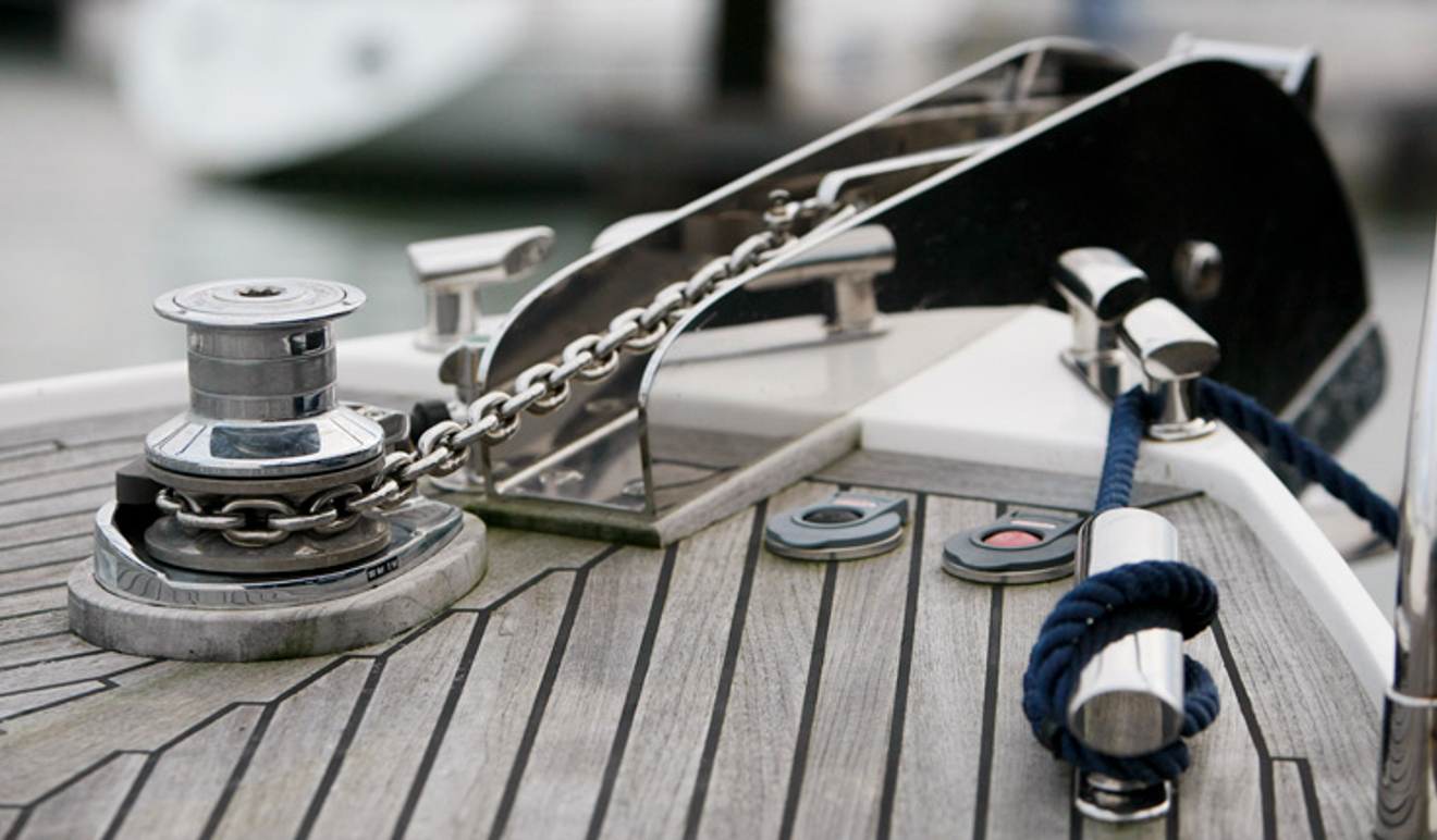 Anchor windlass on the bow