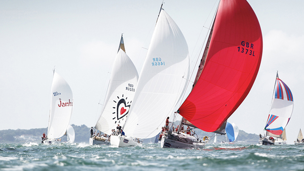 Yachts racing with spinnakers