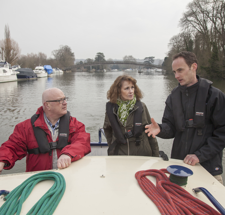 Sailor on RYA helmsman course