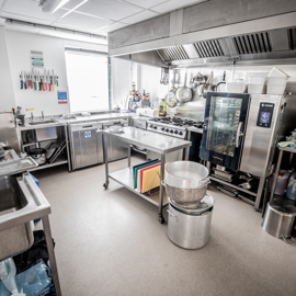 catering kitchen 