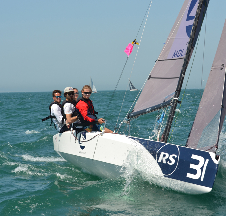Keelboat 2000X1333