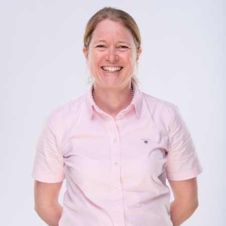 Portrait profile image of Sarah Marshall