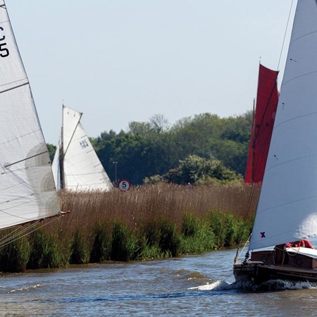 Dinghy Trails East 